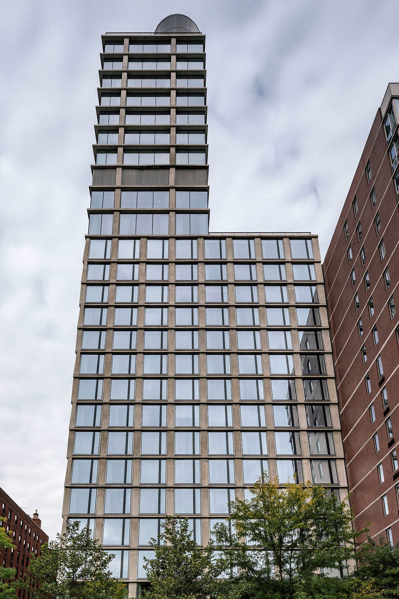 181026 Herzog de Meuron Hotel Public 012.jpg